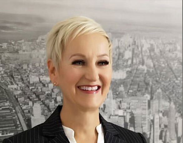 Shana Kirton Headshot