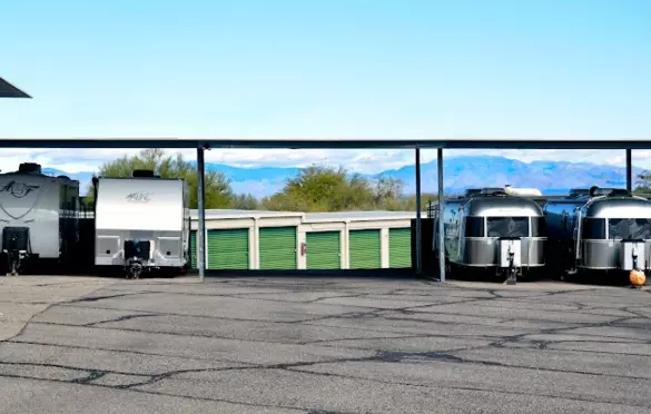 Secure car storage in Green Valley Arizona