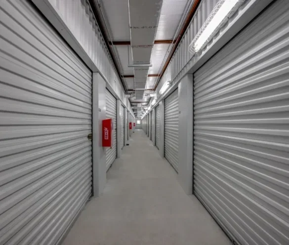 Nest-Storage-Hallway---16224-TX-288-Business.webp Indoor storage hallway