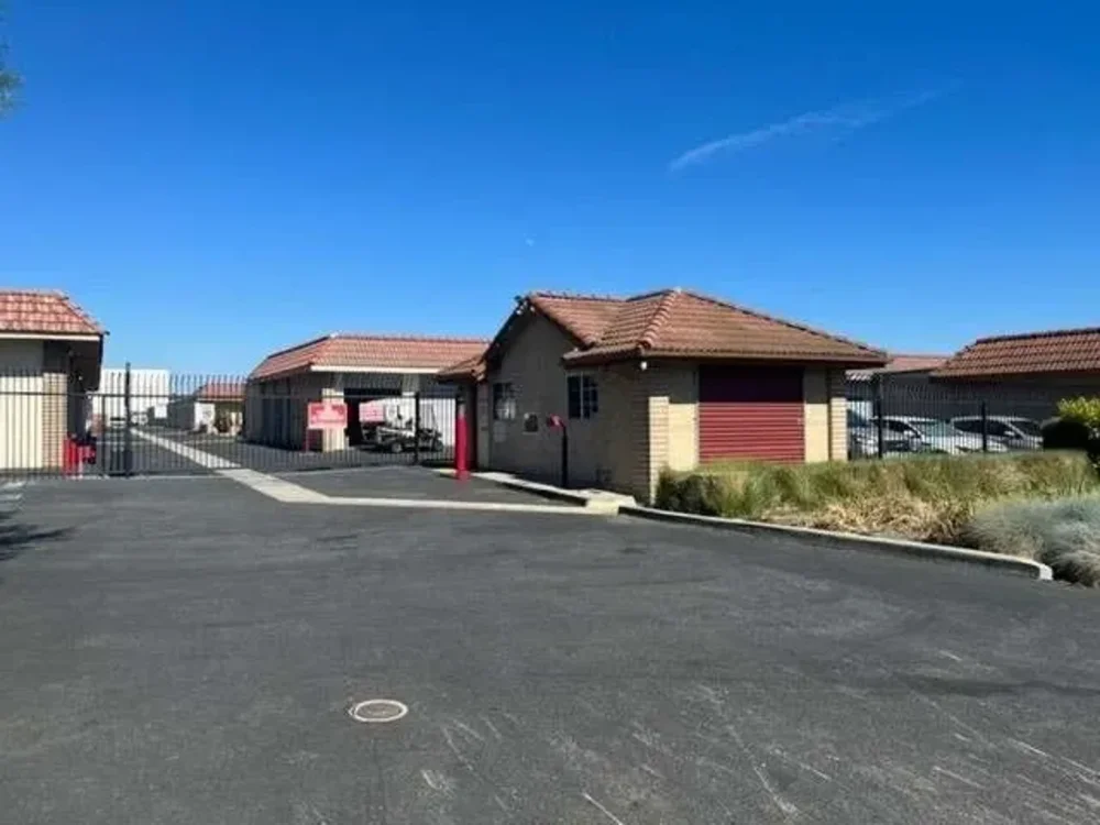 self storage units chino