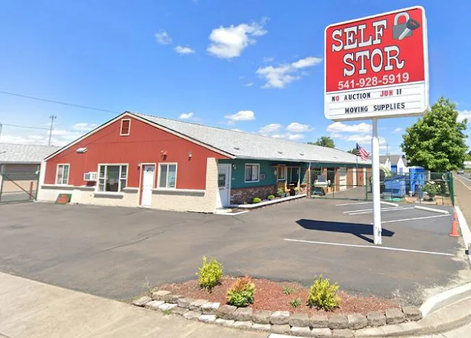 self storage units Albany