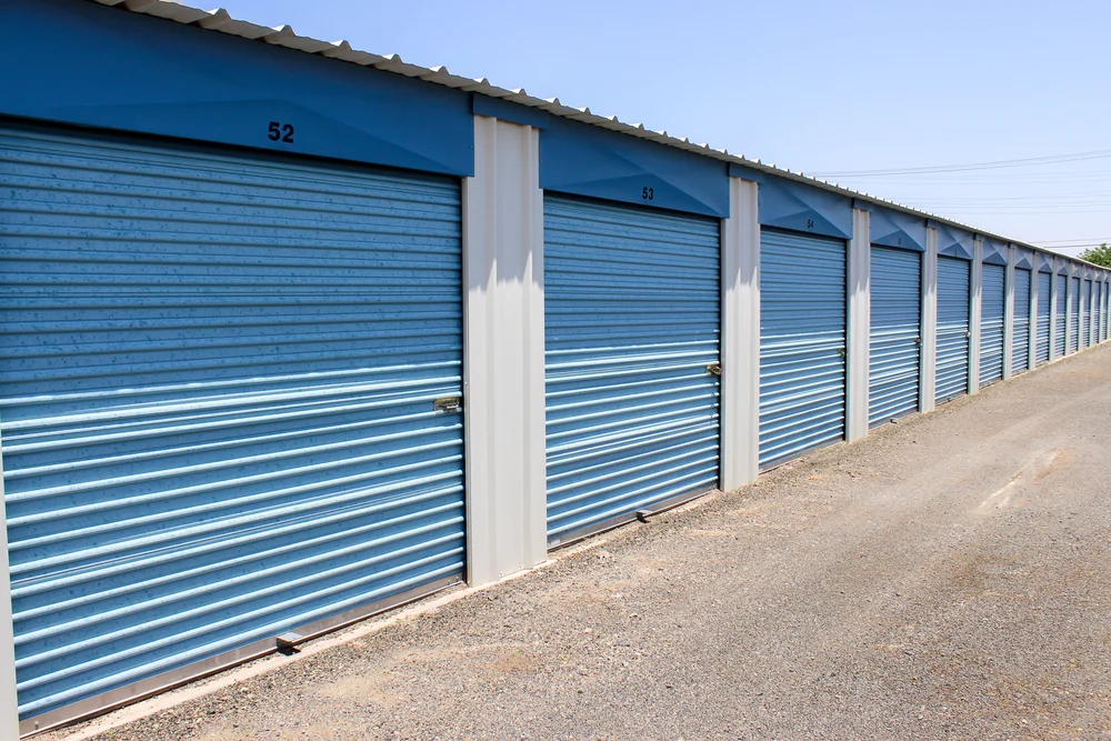 storage facilities in Floydada