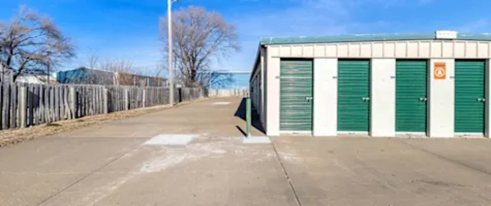 storage facility near me