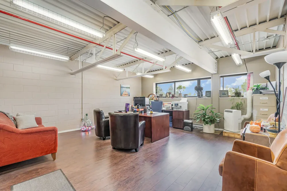 storage units office