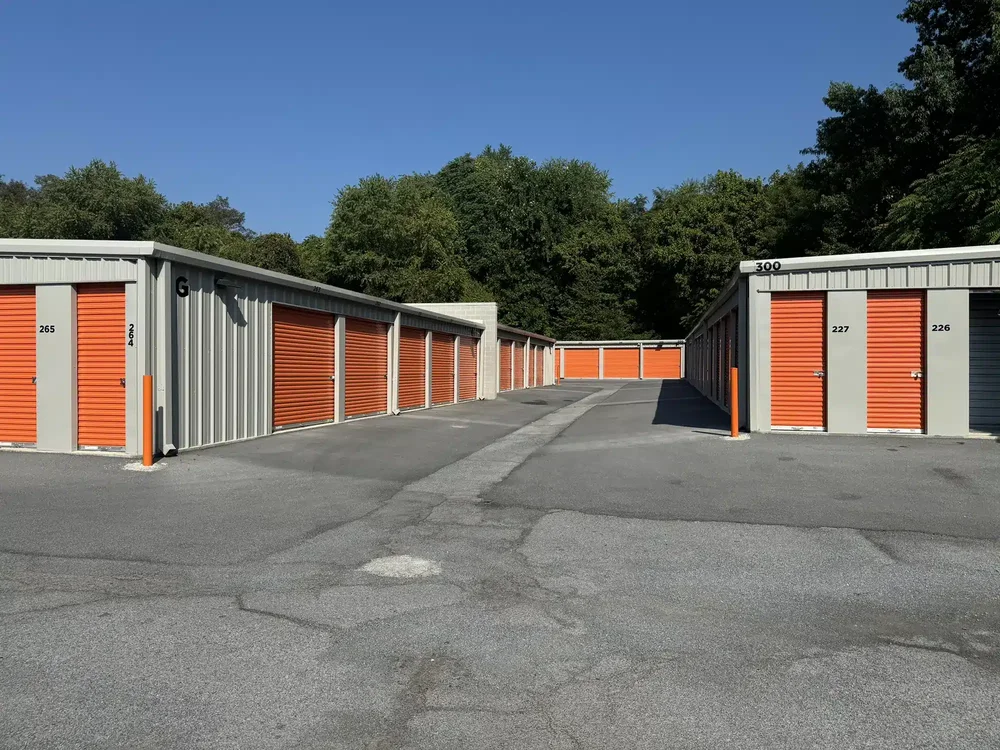 drive up storage units