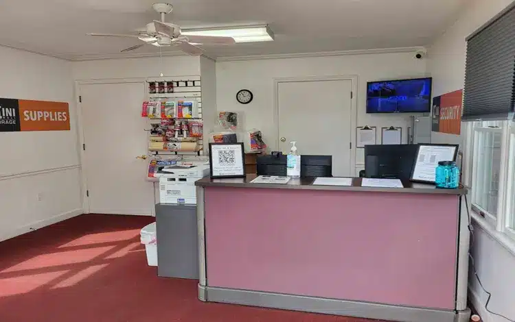 storage units office
