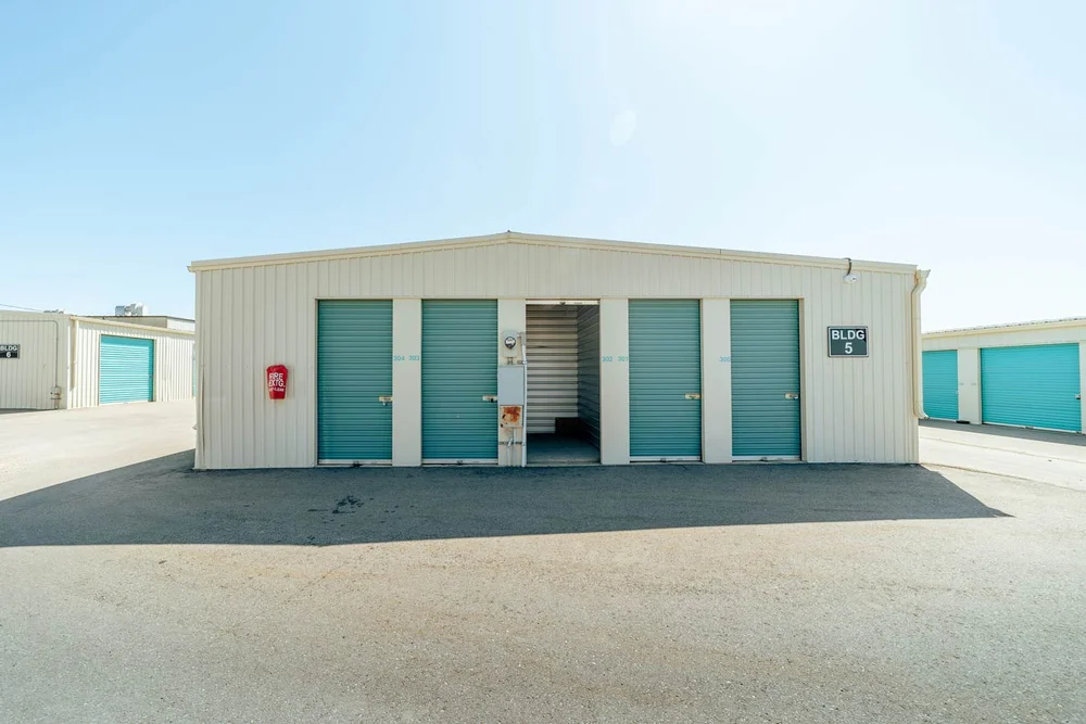 drive up storage units