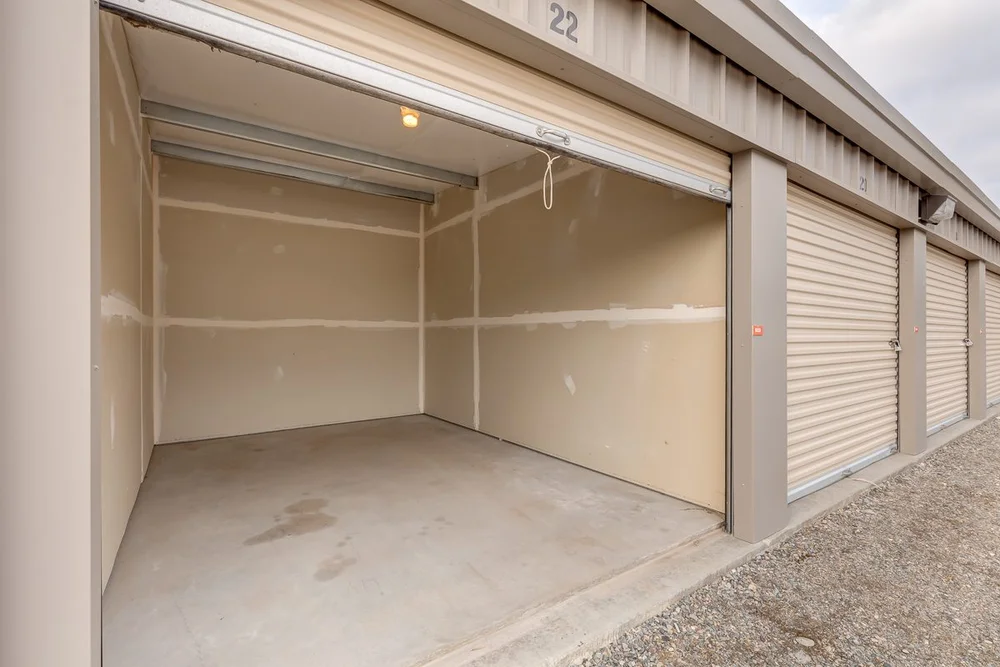 drive up storage units