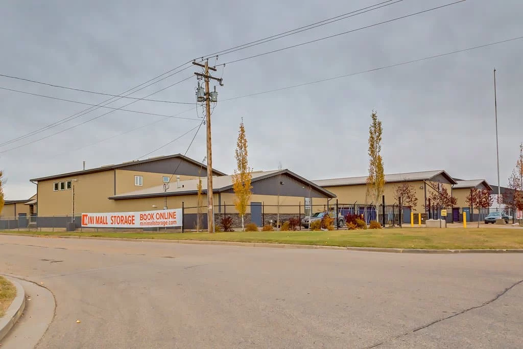 self storage units camrose