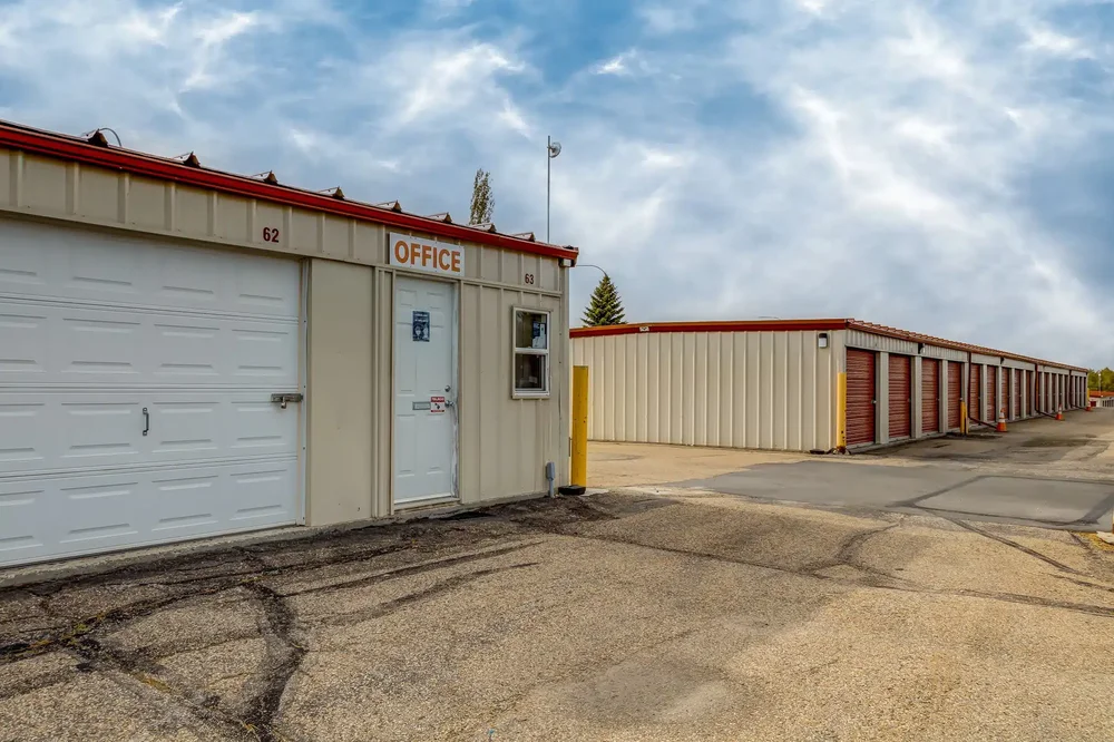 storage units office