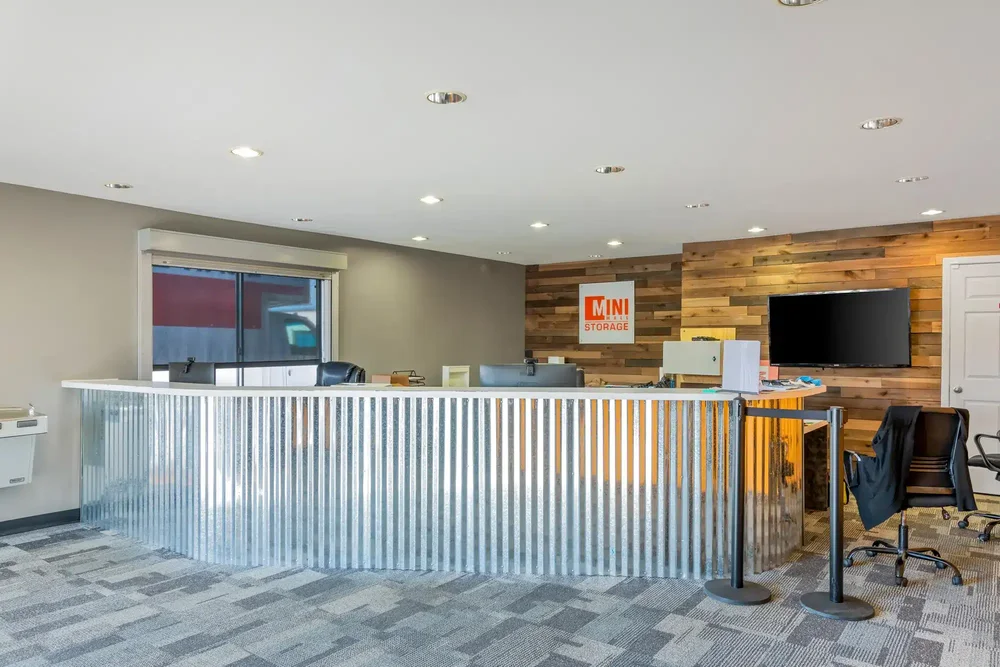 storage units office