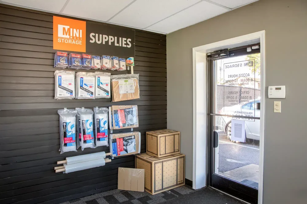 storage units supplies