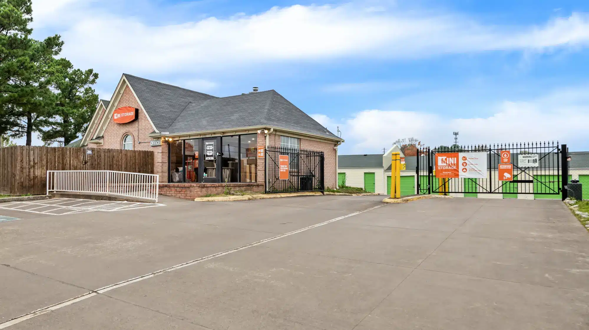 self storage units memphis