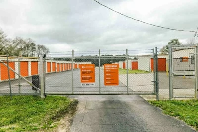 self storage units splendora