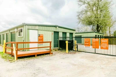 self storage units splendora