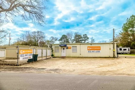 self storage units conroe