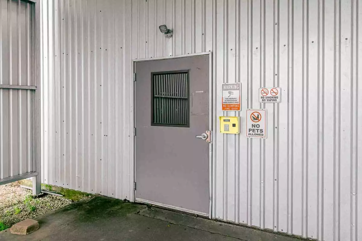 storage units entrance