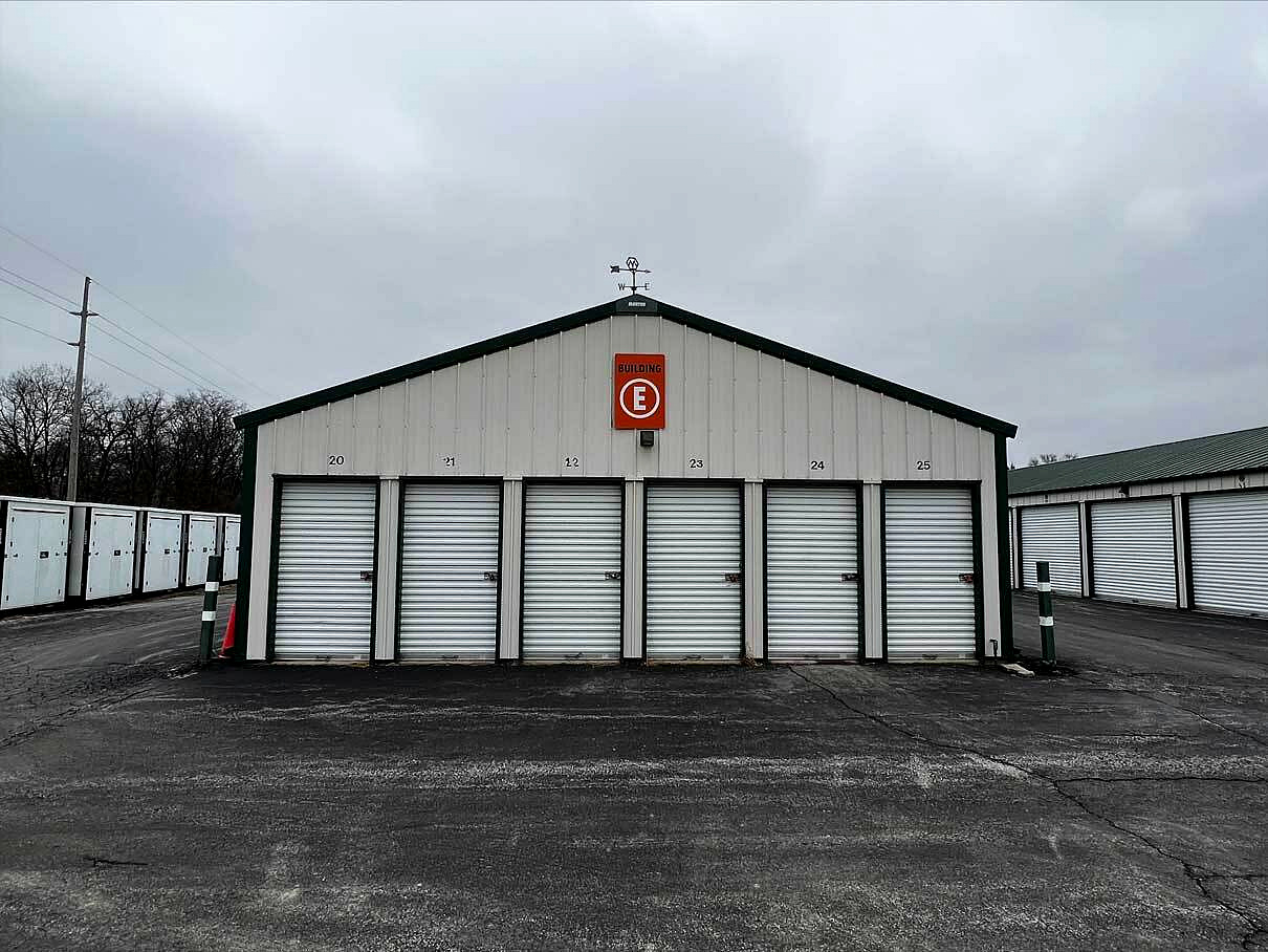 Indiana - Cedar Lake - 10706 West 133rd Avenue