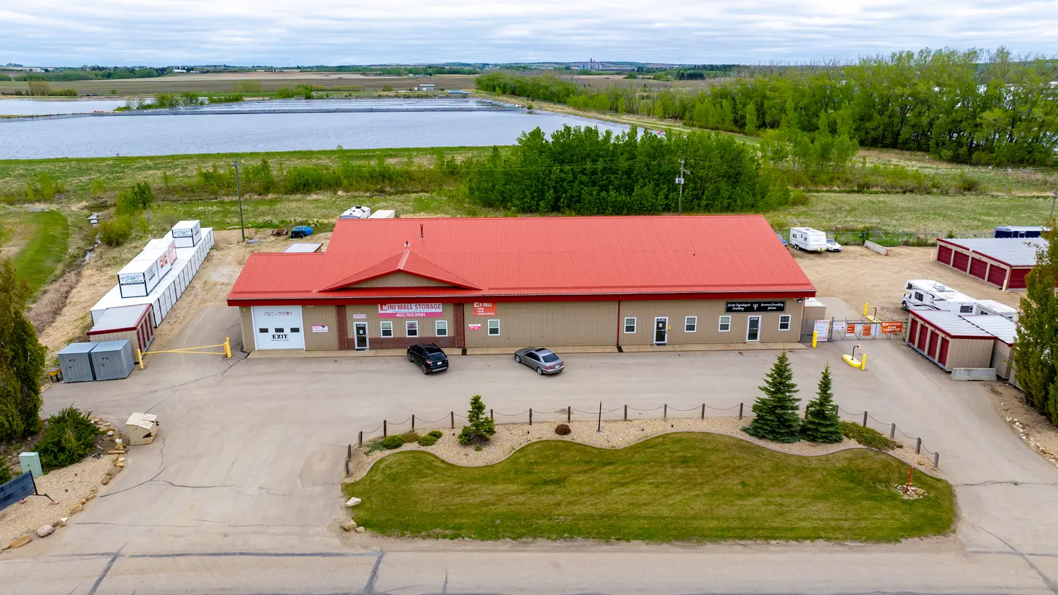 self storage in Lacombe