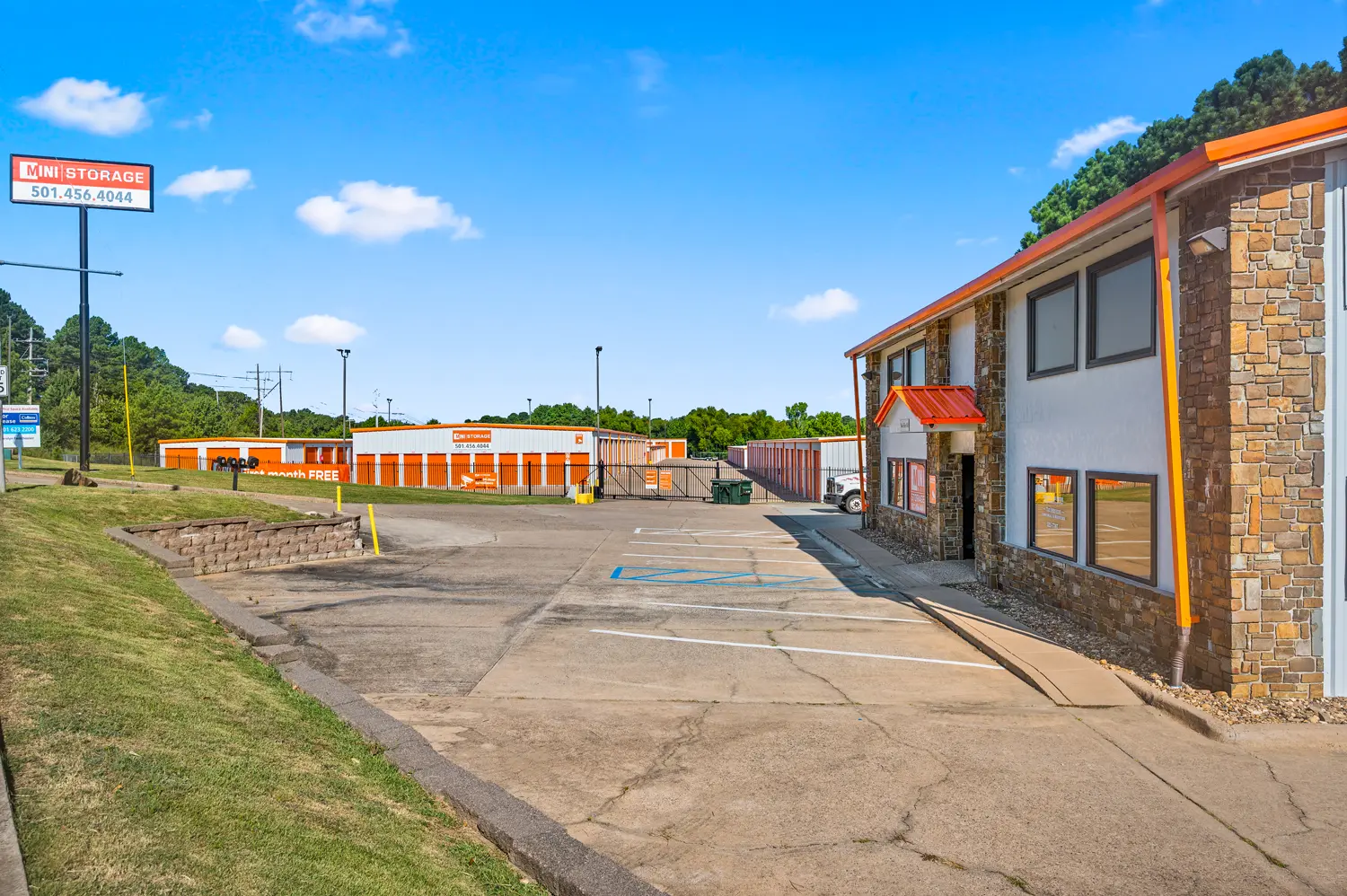 self storage in hot springs