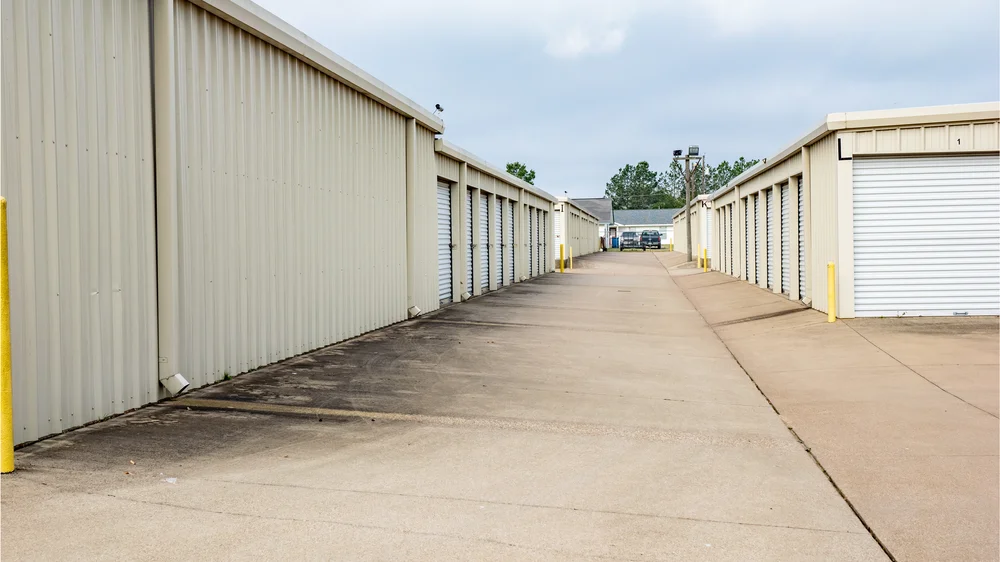 drive up self storage units near me