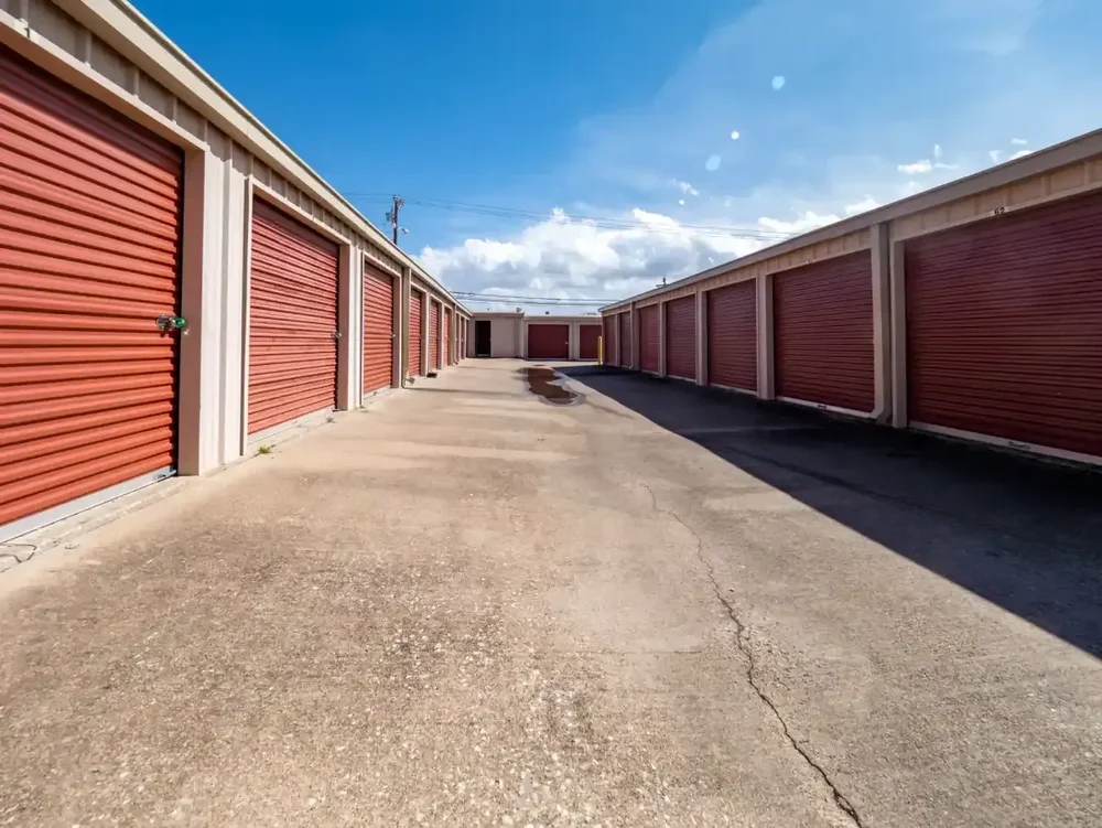 drive up storage