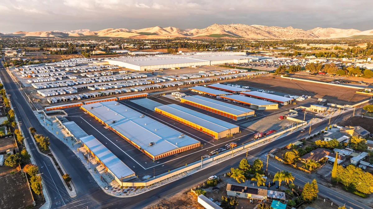 storage units in porterville