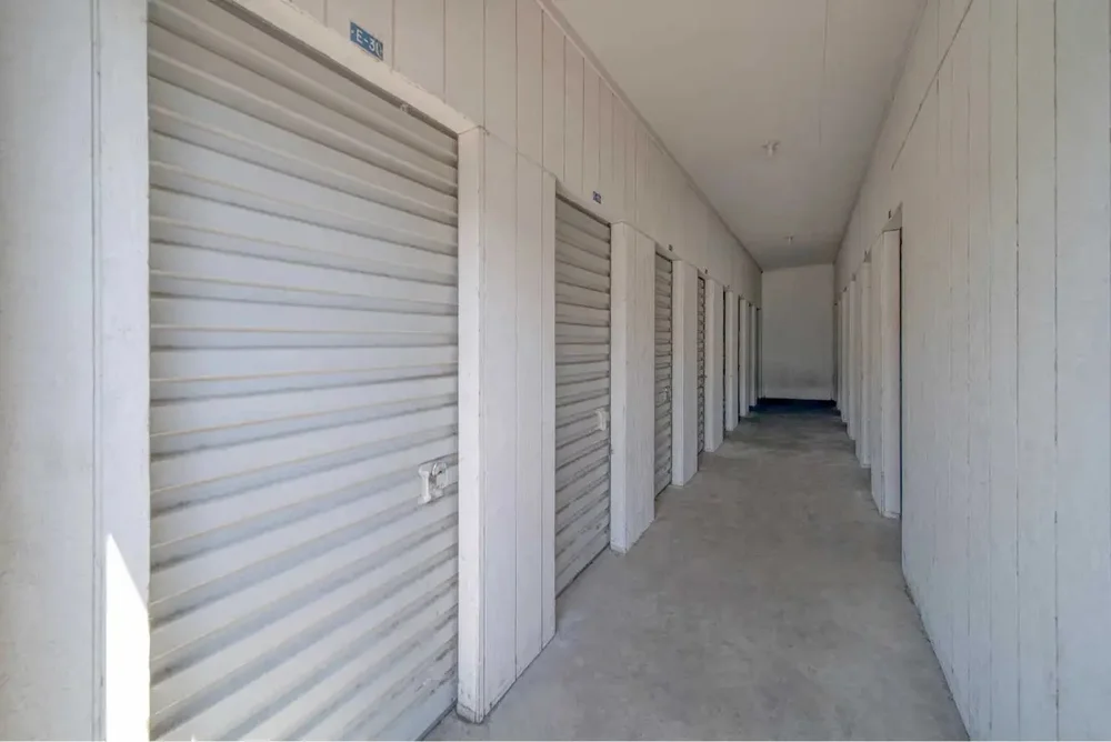 storage units for rent