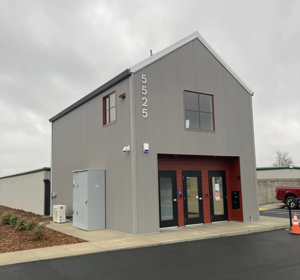 self storage units redding