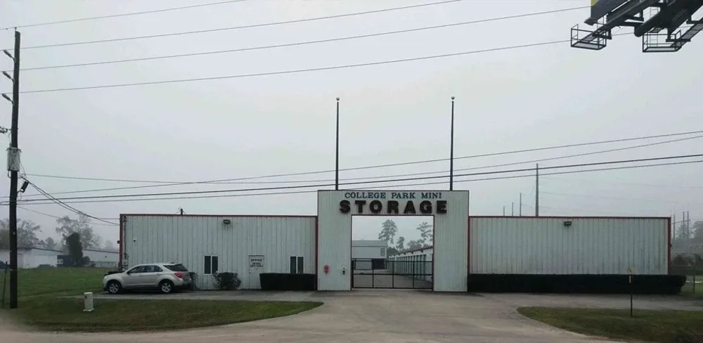 self storage units conroe