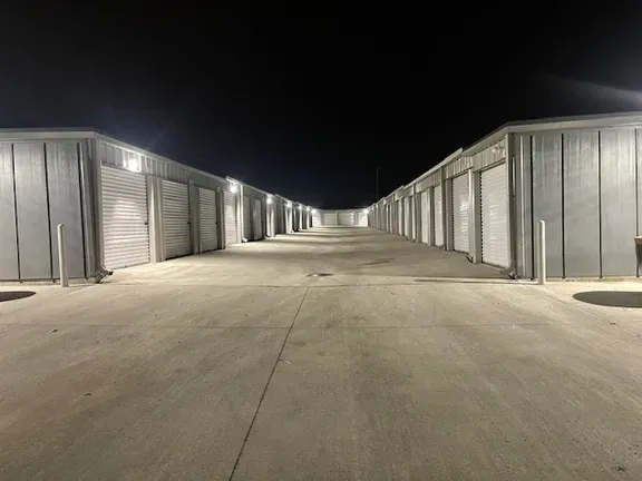 drive up storage