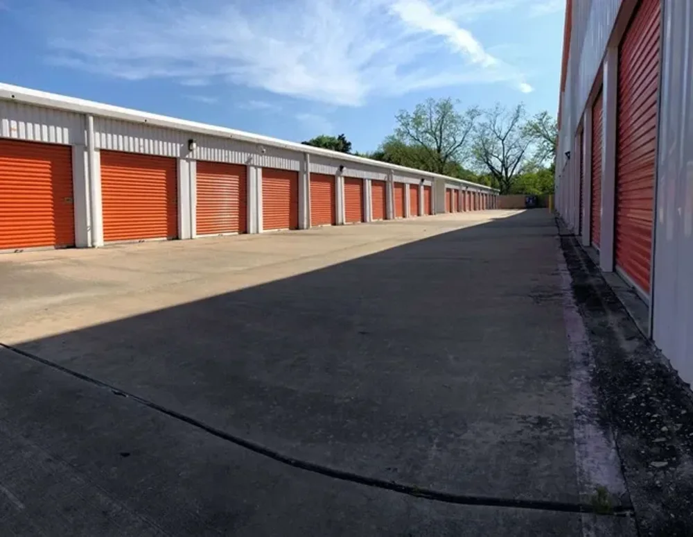 drive up storage