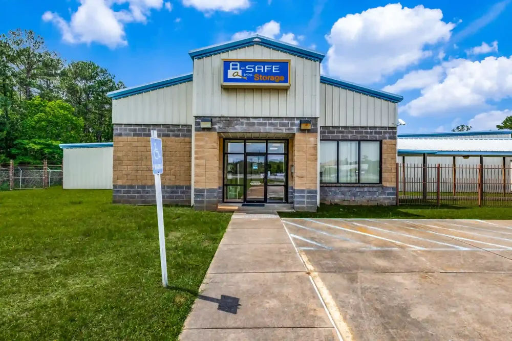 self storage units pineville