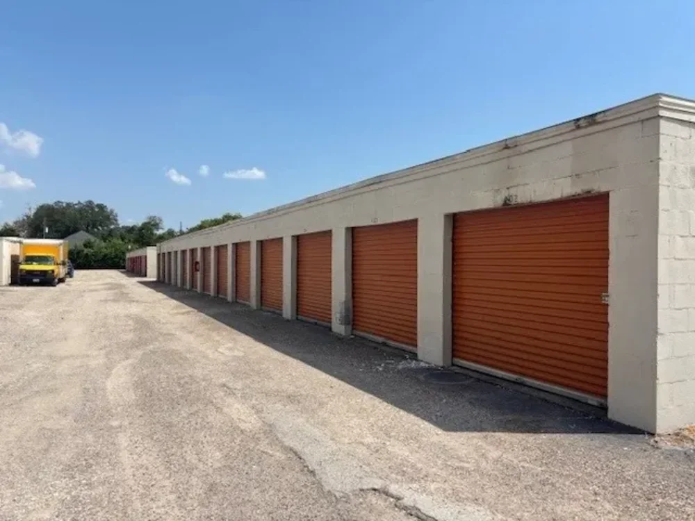 drive up storage