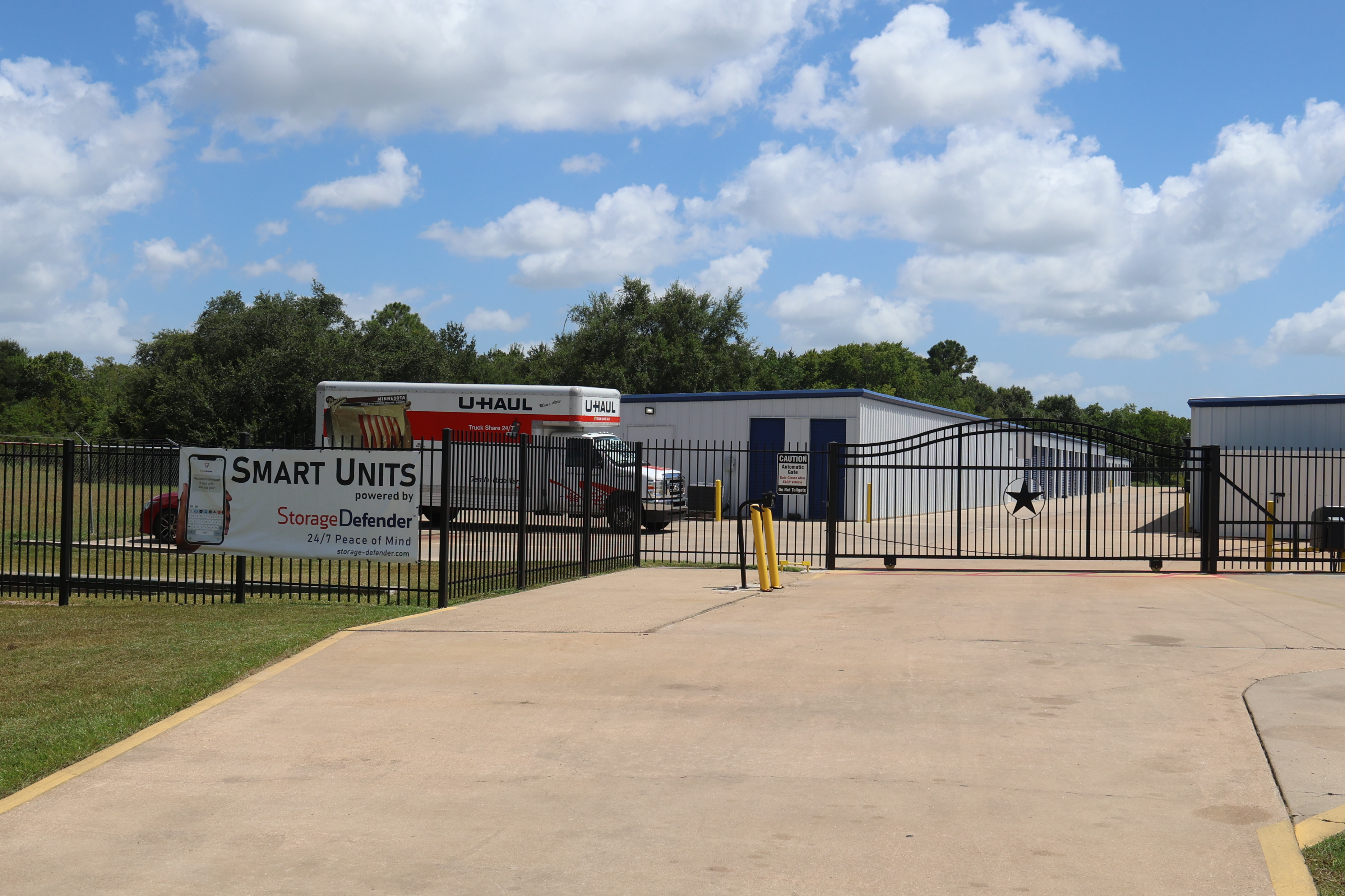 Texas - Angleton - East Mulberry Street