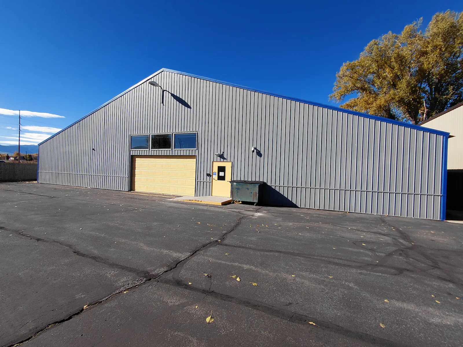 Commercial Drive-Up Storage Unit in Sheridan, WY