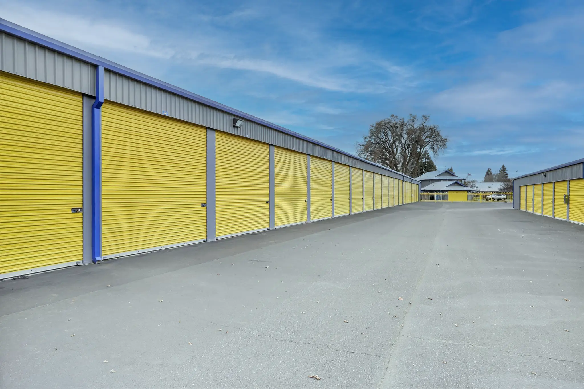 Easy access drive-up storage units in Chico