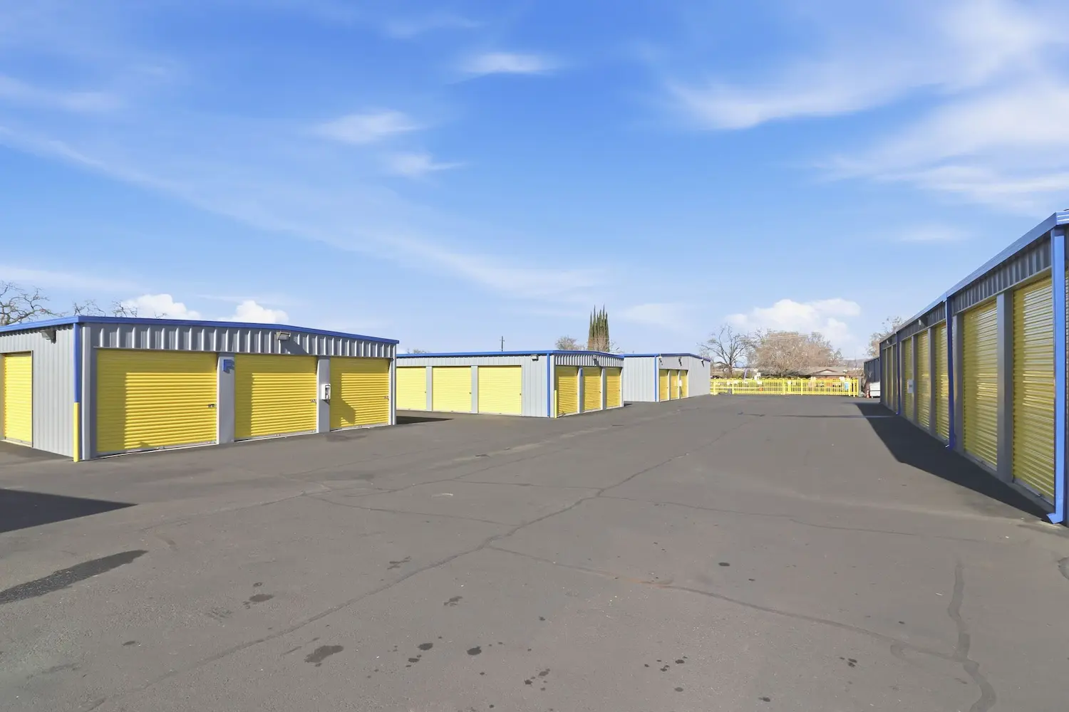 Wide drive aisles at Storage Star Chico on Eaton Road allowing easy access for moving trucks and vehicles