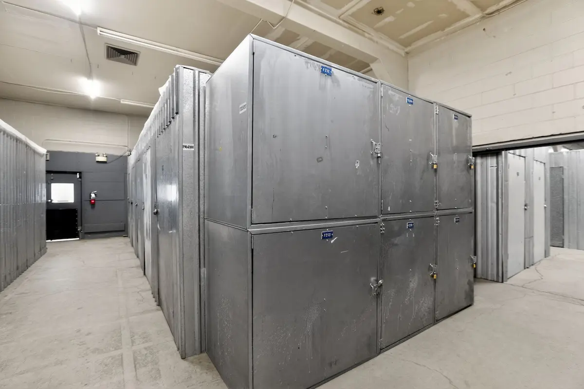 Small heated storage units and storage lockers at Storage Star on Arctic Blvd