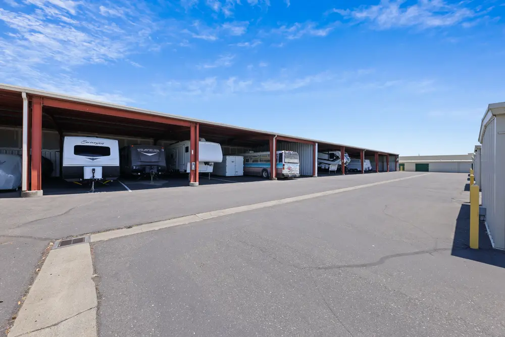 Picture of drive-up vehicle self-storage and RV storage units in Woodland, CA.