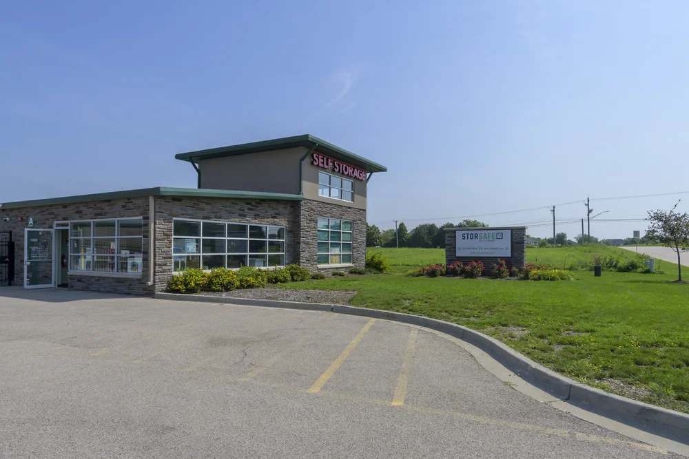 Huntley storage units