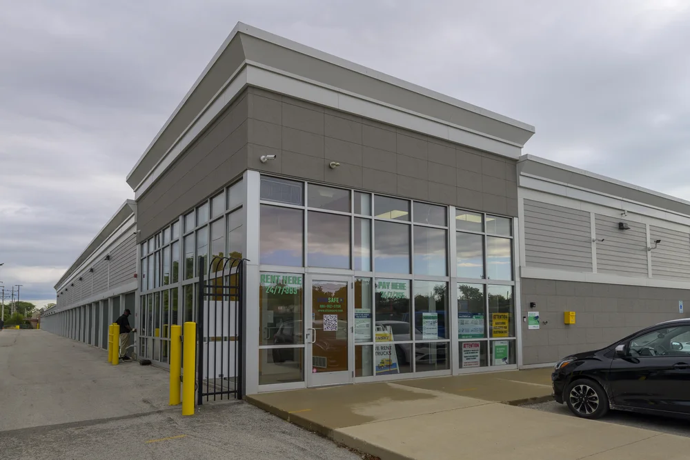 self storage units Milwaukee